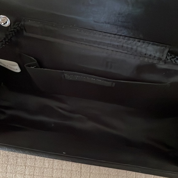 Black Dressy Purse - Picture 3 of 4